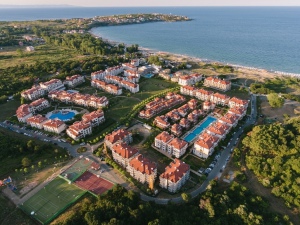 Снимка Green Life Beach Resort