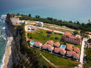 Vemara Club Hotel